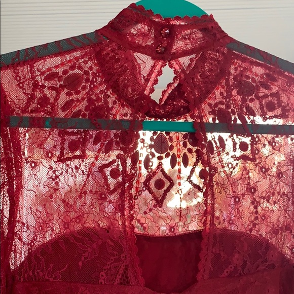 Gorgeous bebe dress - Picture 5 of 11